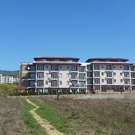 Apartment Domus Extra *