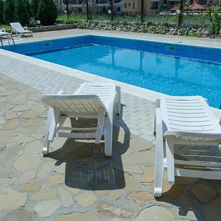 Domus Extra Apartment *