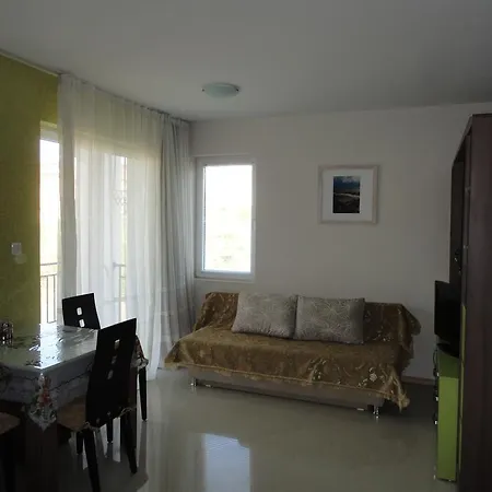 Apartment Domus Extra Sweti Wlas