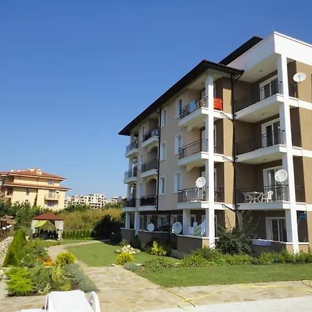 Domus Extra Apartment