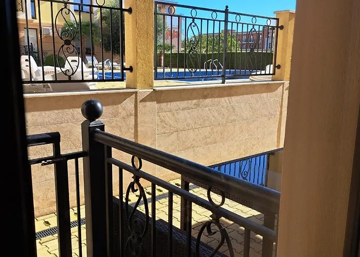 Domus Extra Święty Włas