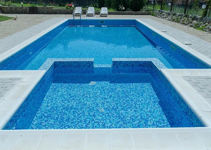 Domus Extra * Święty Włas